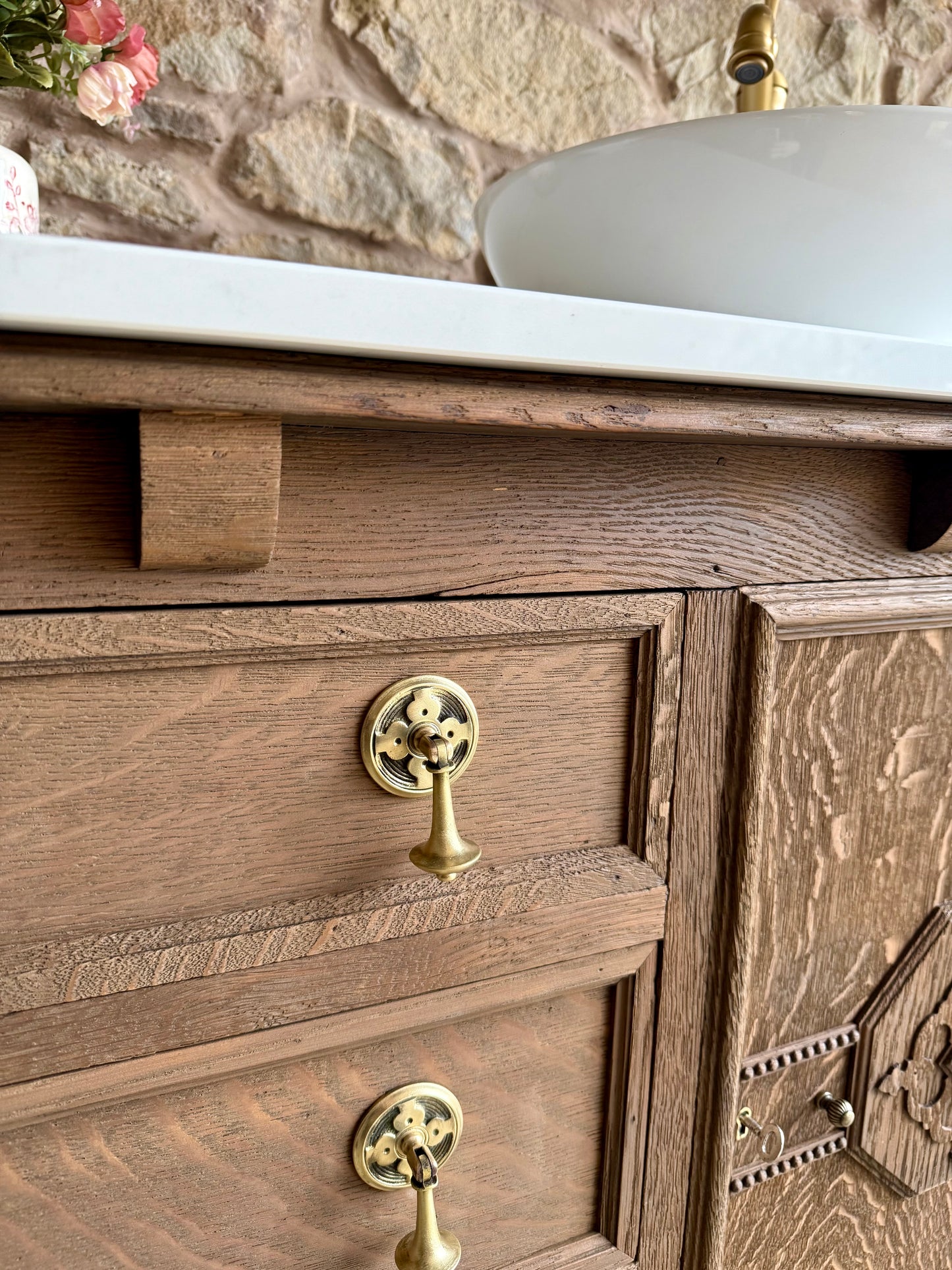 Vintage Solid Oak Vanity Sink, Quartz Top, Upstand and Basins (154cm wide)