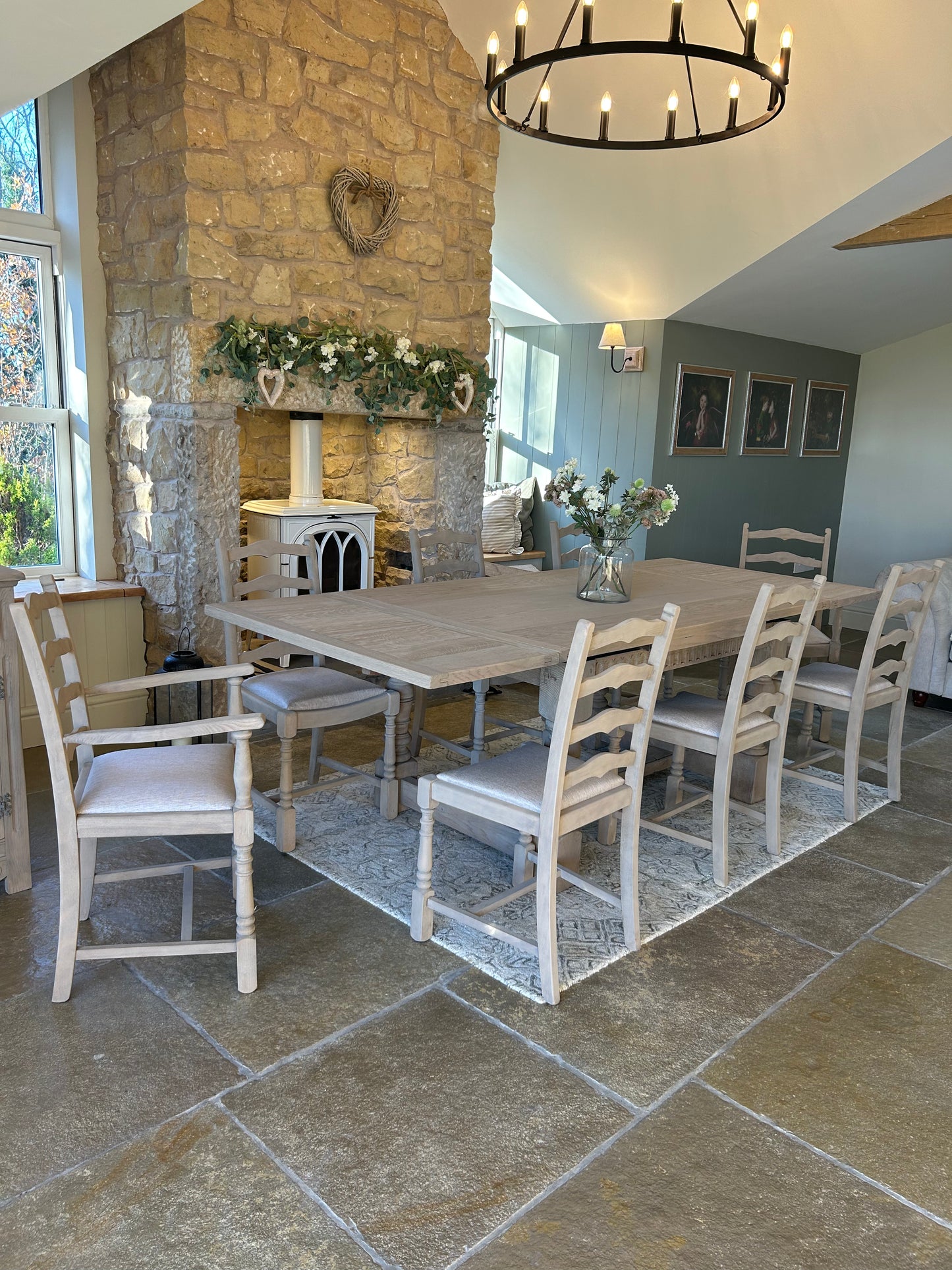 Vintage Extendable Solid Oak 8 Seater Dining Set